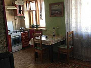 2-комнатная квартира, 42 м², 2/5 эт. Омск