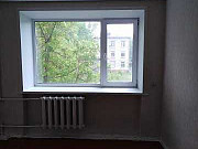 Комната 12 м² в 6-ком. кв., 2/4 эт. Барнаул