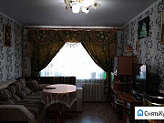 3-комнатная квартира, 65 м², 3/5 эт. Азов