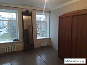 Комната 20.3 м² в 5-ком. кв., 2/4 эт. Санкт-Петербург