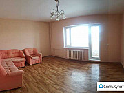 3-комнатная квартира, 81 м², 1/4 эт. Омск