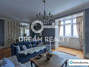 2-комнатная квартира, 70 м², 22/23 эт. Москва