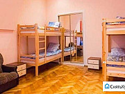 Комната 19 м² в 2-ком. кв., 2/9 эт. Москва